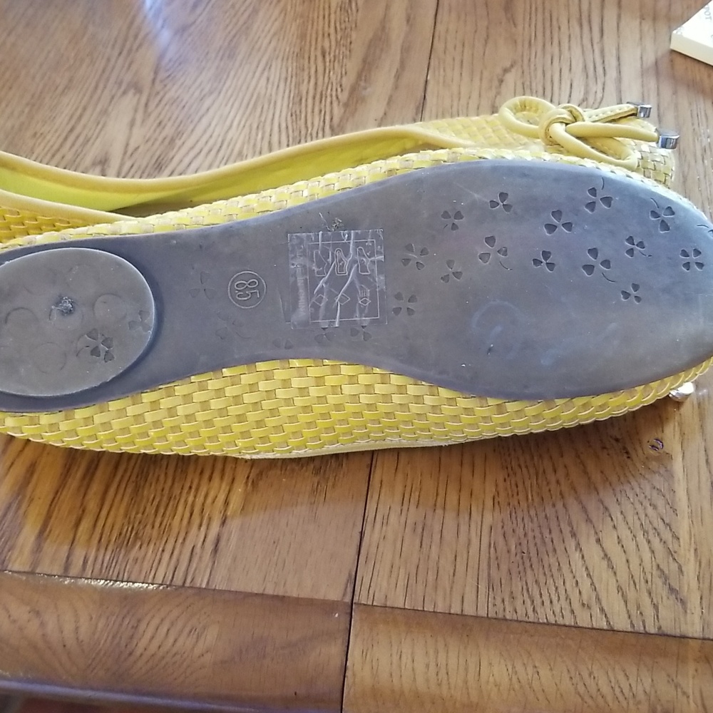 Aerie CG Shoes womens yellow & gold basket weave flat shoe size 8.5 - Picture 7 of 8